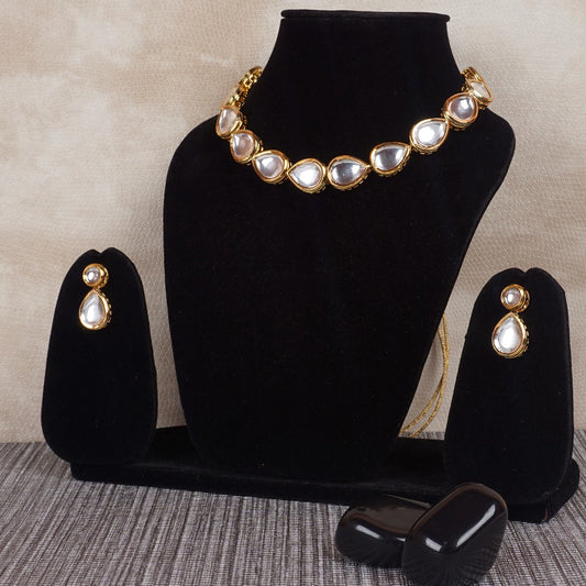 Sleek Gold Plated Kundan Necklace Set