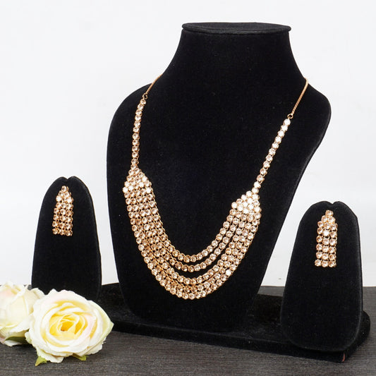 Elegante Premium Gold Plated Layered Diamond Necklace Set